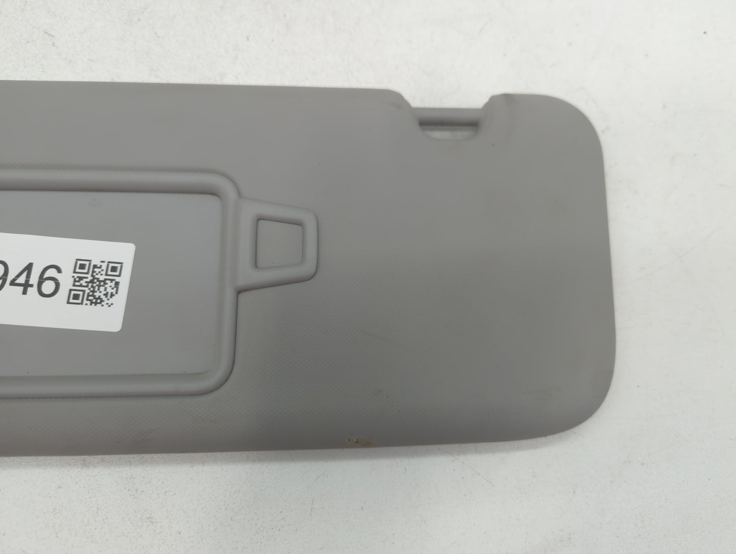 2021-2022 Hyundai Elantra Sun Visor Shade Replacement Driver Left Mirror Fits Fits 2021 2022 OEM Used Auto Parts - Oemusedau