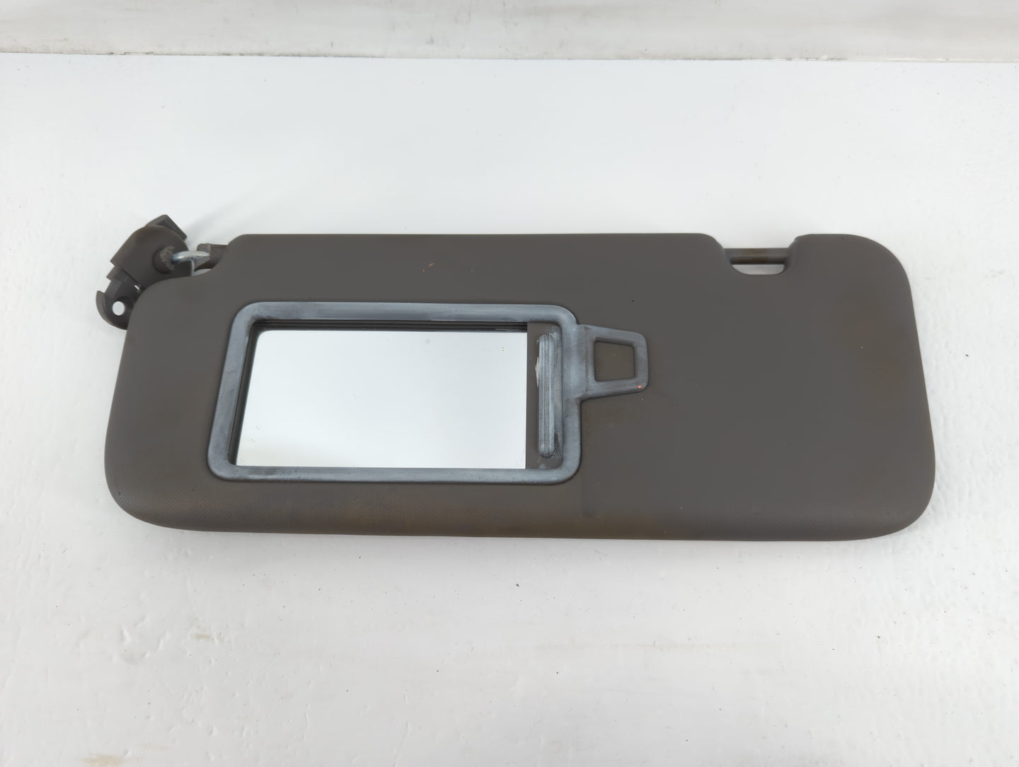 2021-2022 Hyundai Elantra Sun Visor Shade Replacement Driver Left Mirror Fits Fits 2021 2022 OEM Used Auto Parts - Oemusedau