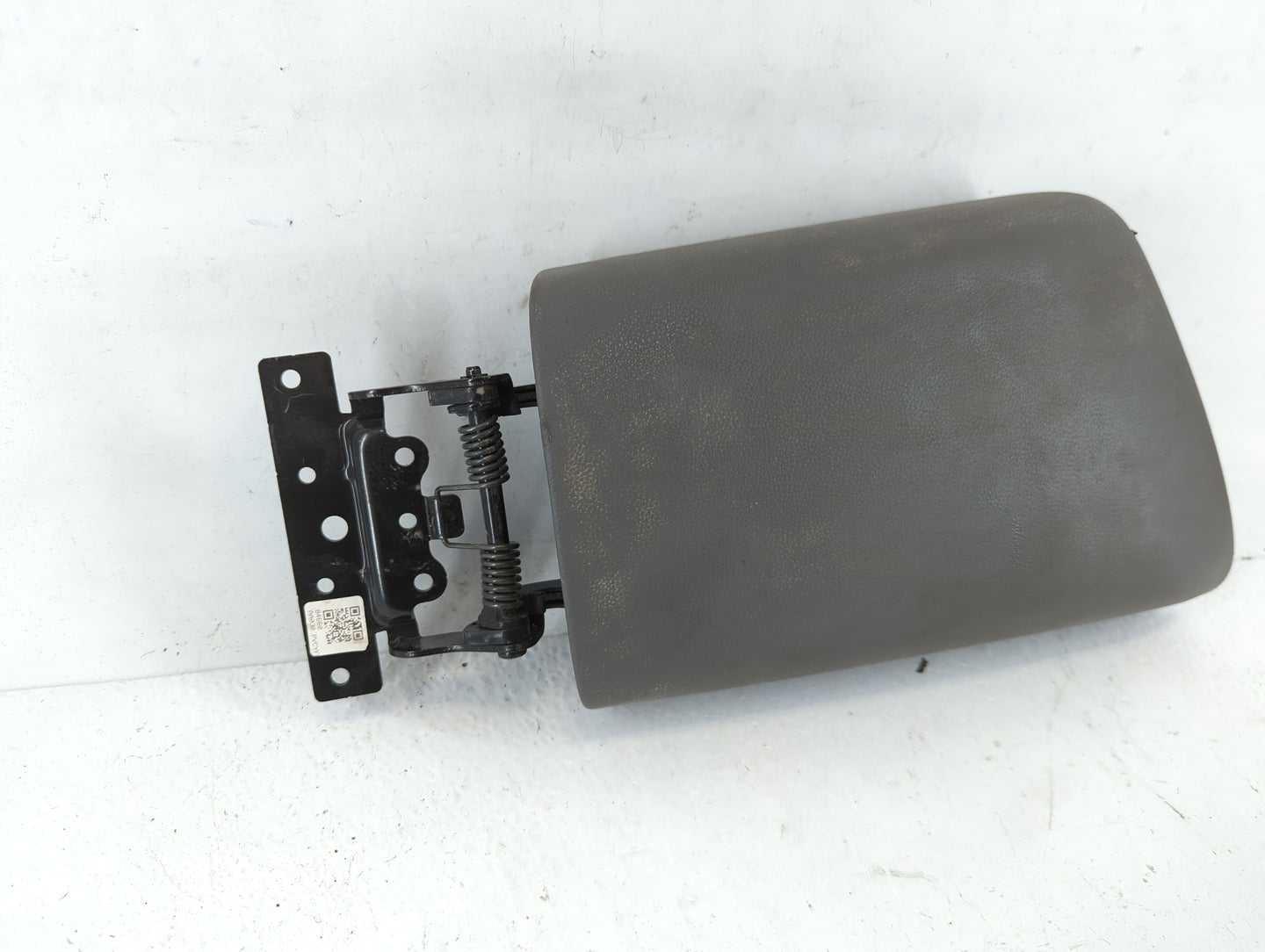 2021 Hyundai Elantra Center Console Armrest Cover Lid Fits OEM Used Auto Parts - Oemusedautoparts1.com