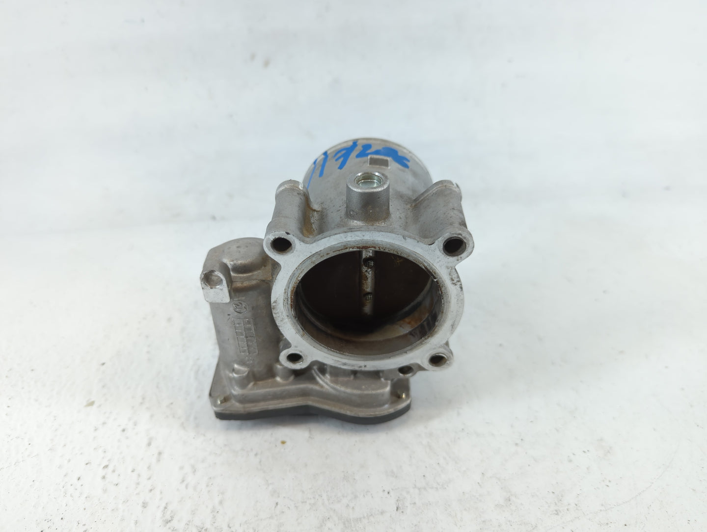 2021-2022 Hyundai Elantra Throttle Body P/N:35100-2J410 Fits Fits 2021 2022 OEM Used Auto Parts - Oemusedautoparts1.com