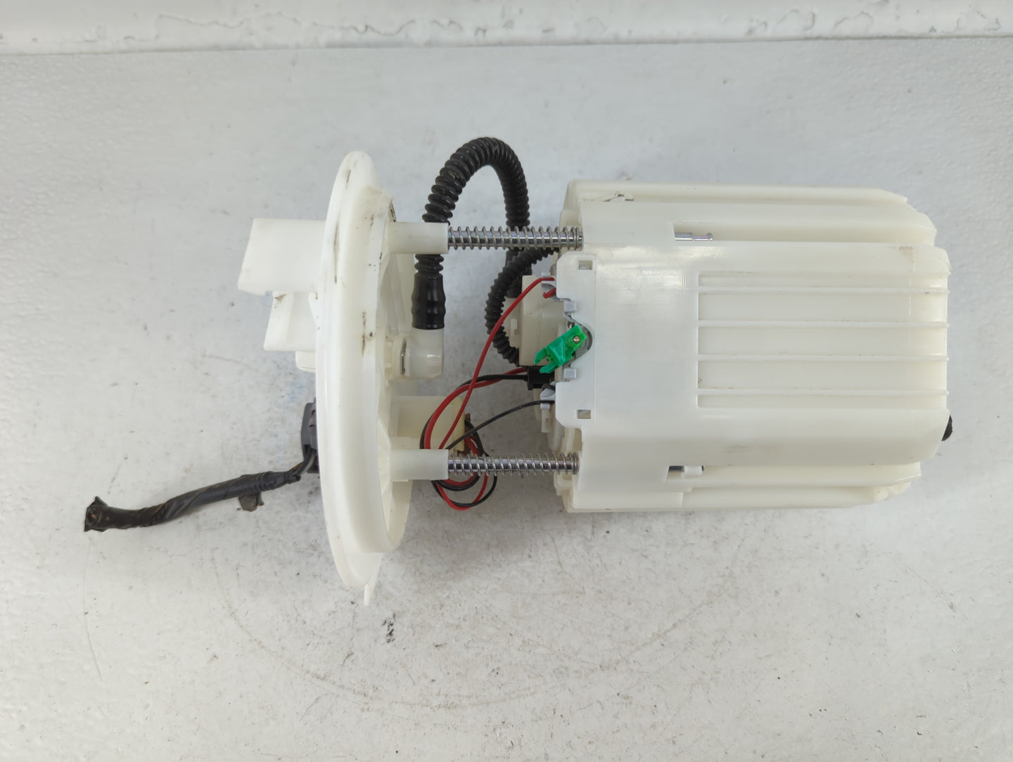 2021-2022 Hyundai Elantra Electrical Gas Fuel Pump Assembly - Oemusedautoparts1.com