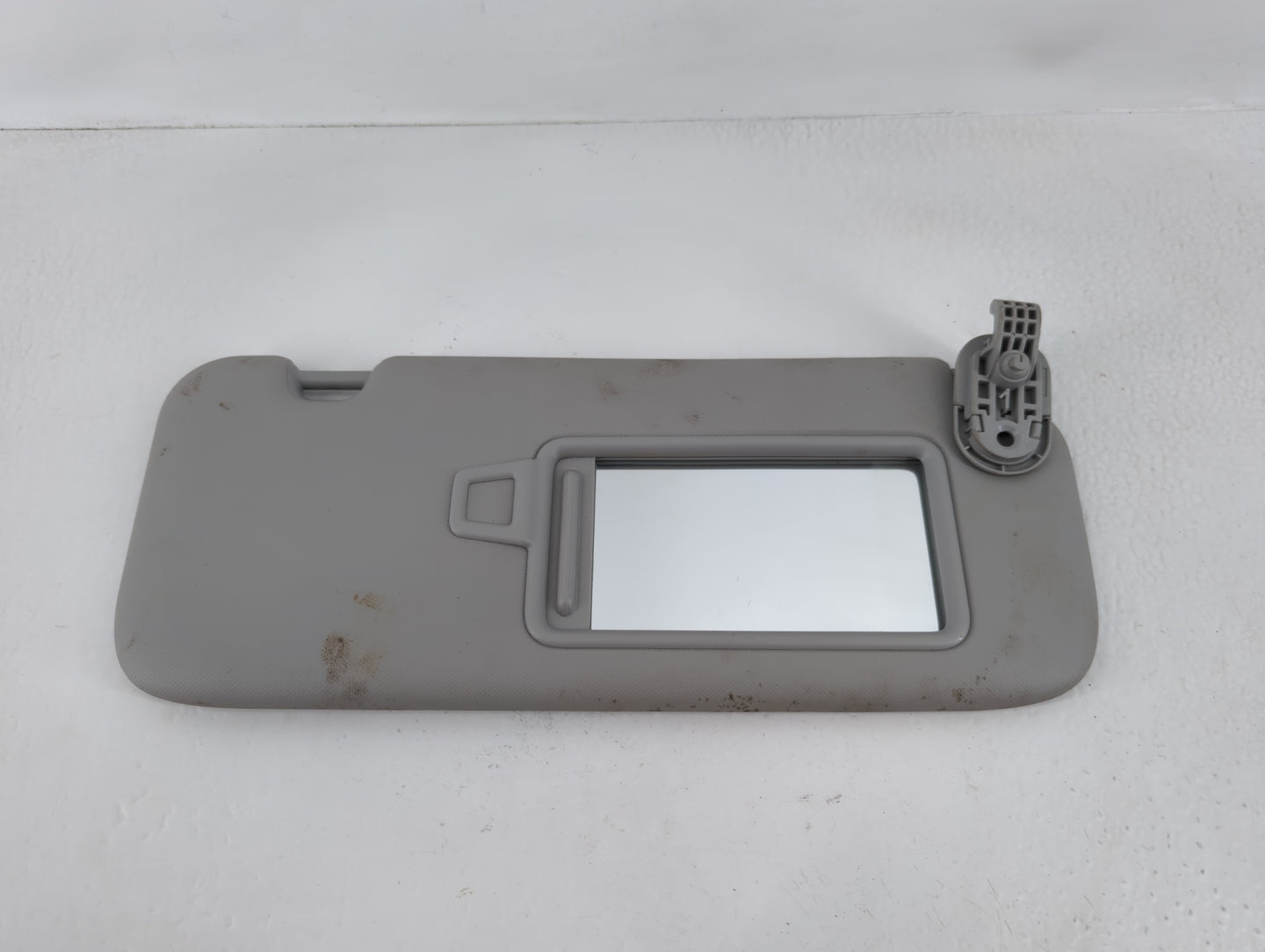 2021-2022 Hyundai Elantra Sun Visor Shade Replacement Passenger Right Mirror Fits Fits 2021 2022 OEM Used Auto Parts - Oemus