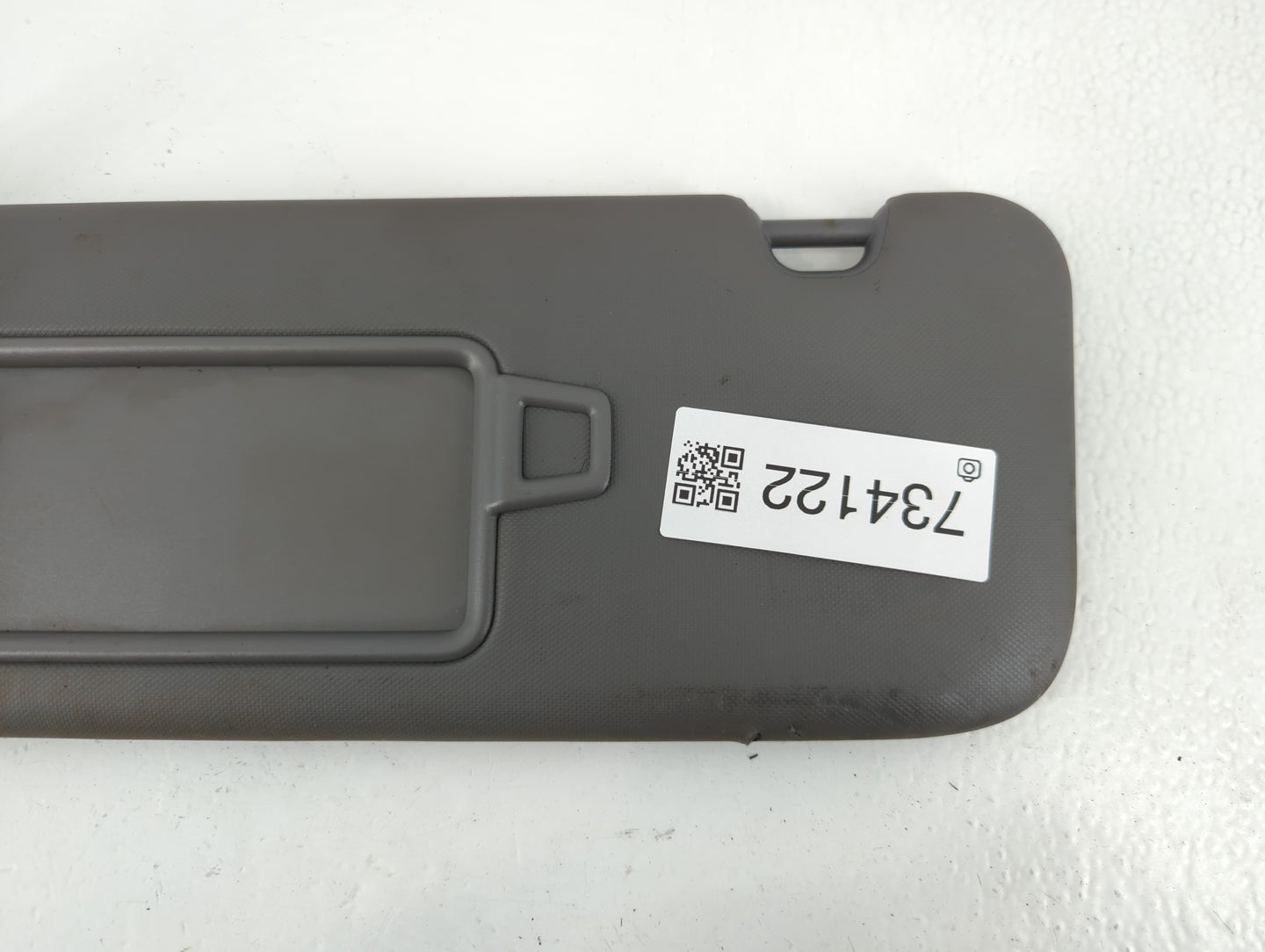 2021-2022 Hyundai Elantra Sun Visor Shade Replacement Driver Left Mirror Fits Fits 2021 2022 OEM Used Auto Parts - Oemusedau