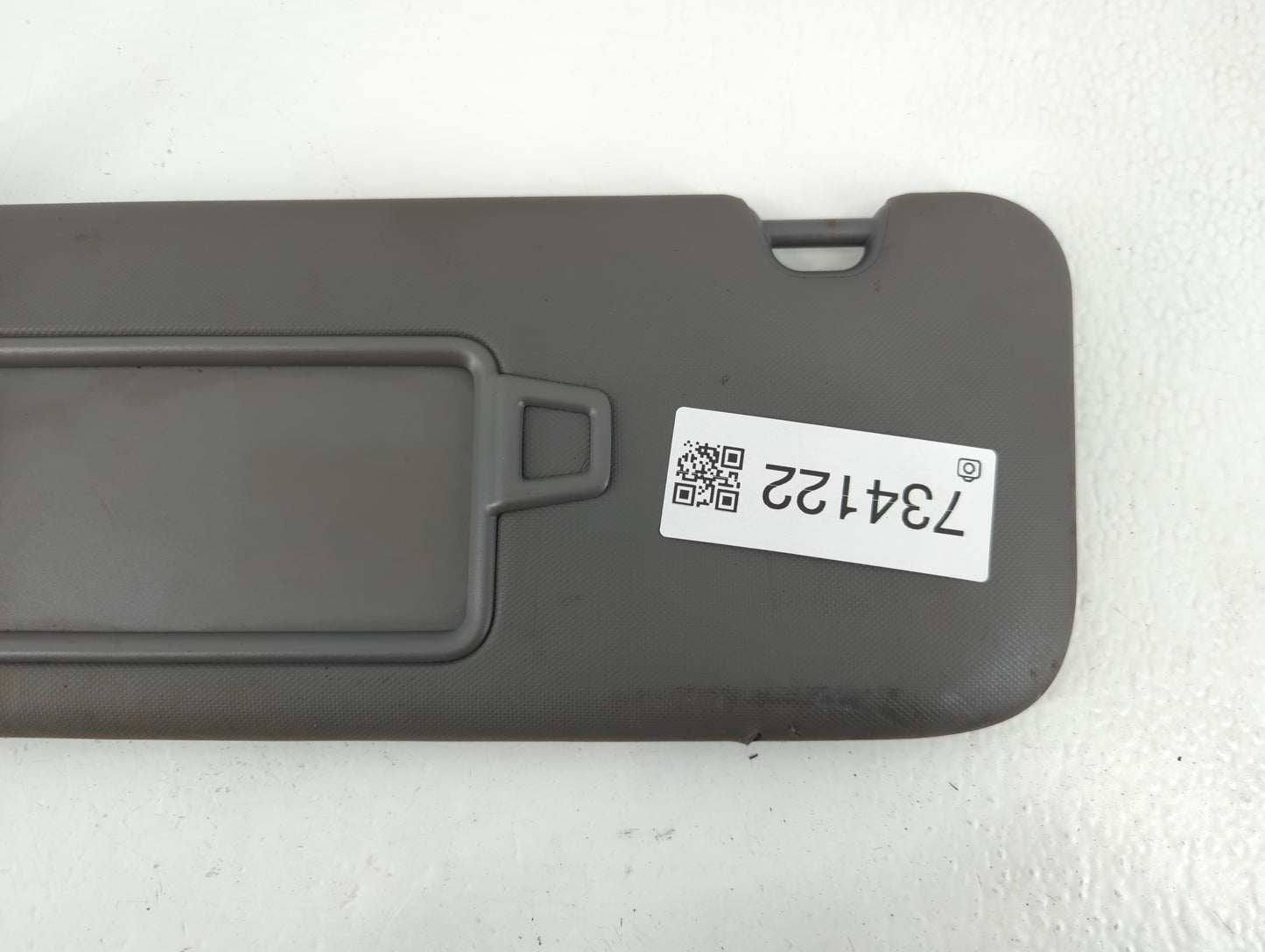 2021-2022 Hyundai Elantra Sun Visor Shade Replacement Driver Left Mirror Fits Fits 2021 2022 OEM Used Auto Parts - Oemusedau