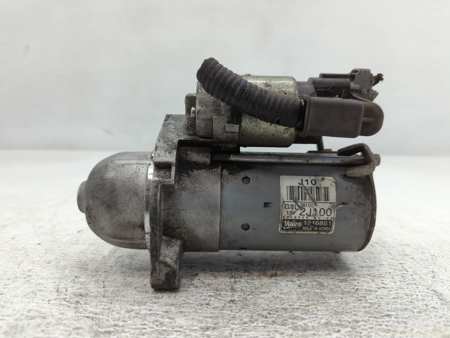 2021-2022 Hyundai Elantra Car Starter Motor Solenoid OEM P/N:1216881 36100-2J100 Fits Fits 2021 2022 OEM Used Auto Parts - O