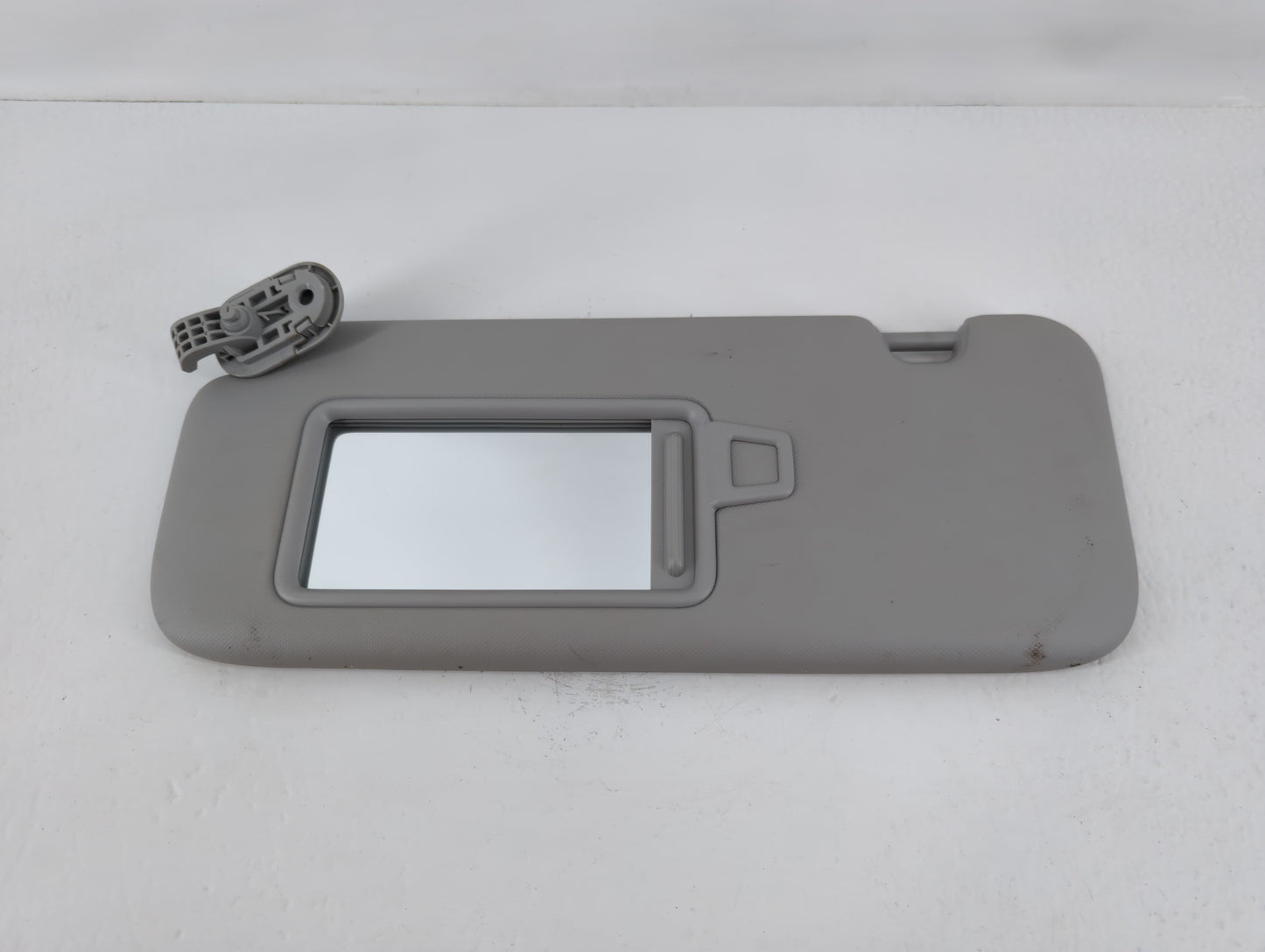 2021-2022 Hyundai Elantra Sun Visor Shade Replacement Driver Left Mirror Fits Fits 2021 2022 OEM Used Auto Parts - Oemusedau