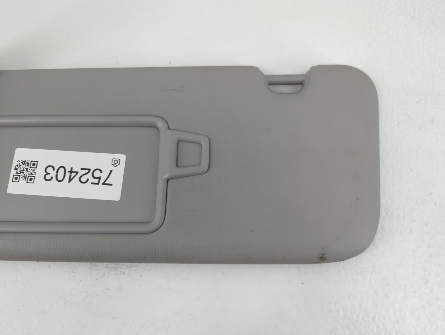 2021-2022 Hyundai Elantra Sun Visor Shade Replacement Driver Left Mirror Fits Fits 2021 2022 OEM Used Auto Parts - Oemusedau