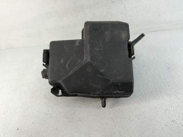 2021-2022 Hyundai Elantra Fusebox Fuse Box Panel Relay Module P/N:91956-AA020 Fits Fits 2021 2022 OEM Used Auto Parts - Oemu