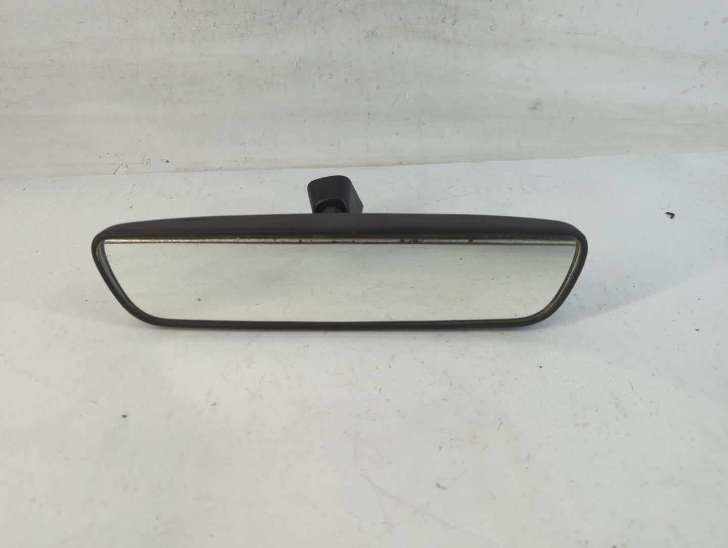 2021-2022 Hyundai Elantra Interior Rear View Mirror Replacement OEM P/N:E13049896 Fits Fits 2020 2021 2022 OEM Used Auto Par