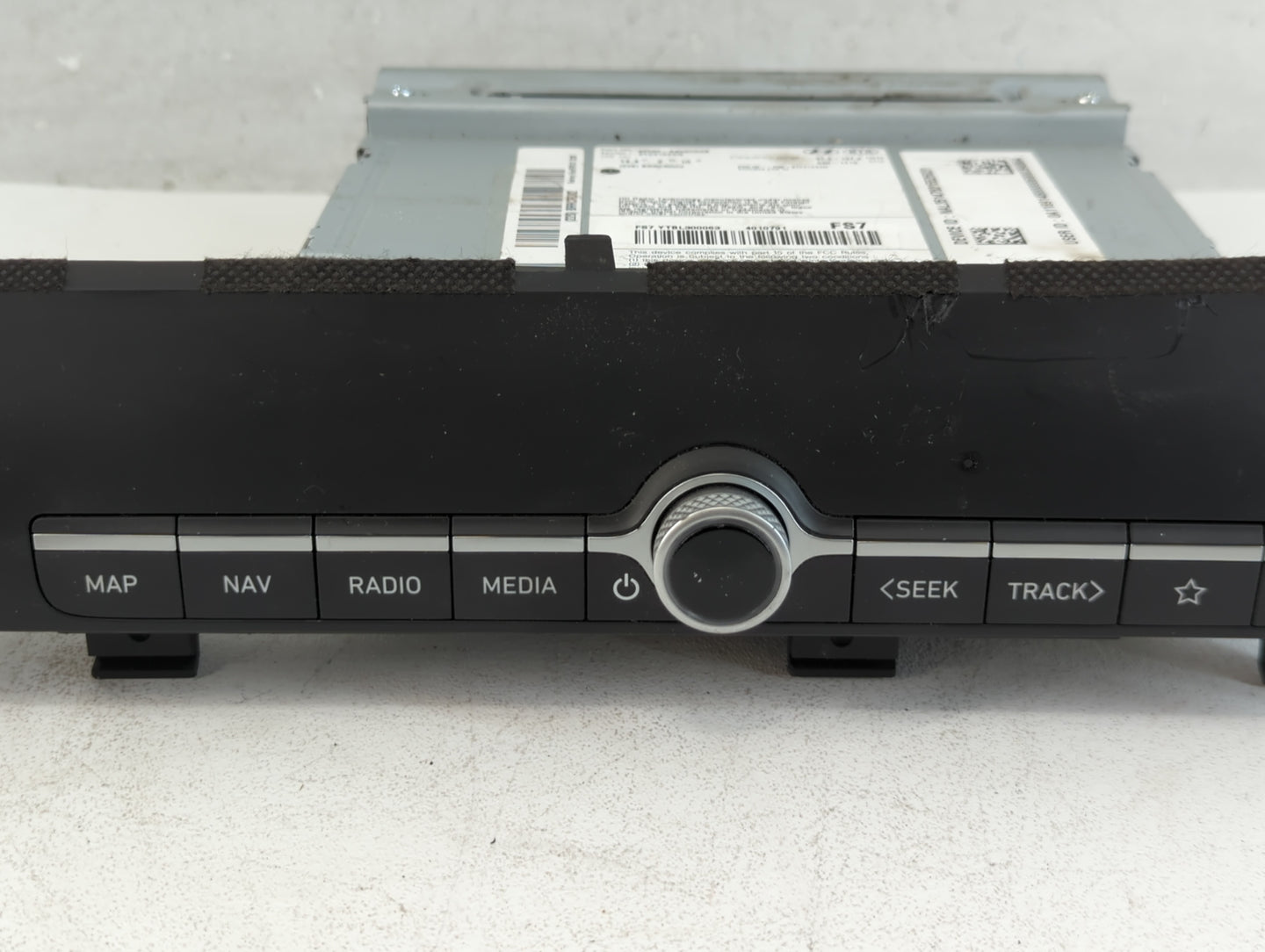 2021-2022 Hyundai Elantra Radio AM FM Cd Player Receiver Replacement P/N:96560-AA080NNB Fits Fits 2021 2022 OEM Used Auto Pa