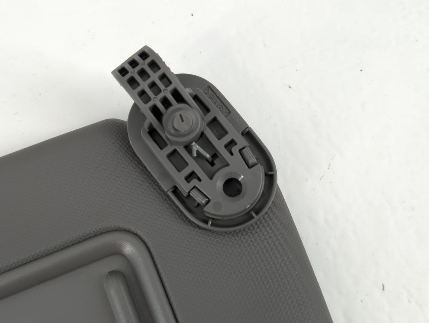 2021-2022 Hyundai Elantra Sun Visor Shade Replacement Passenger Right Mirror Fits Fits 2021 2022 OEM Used Auto Parts - Oemus