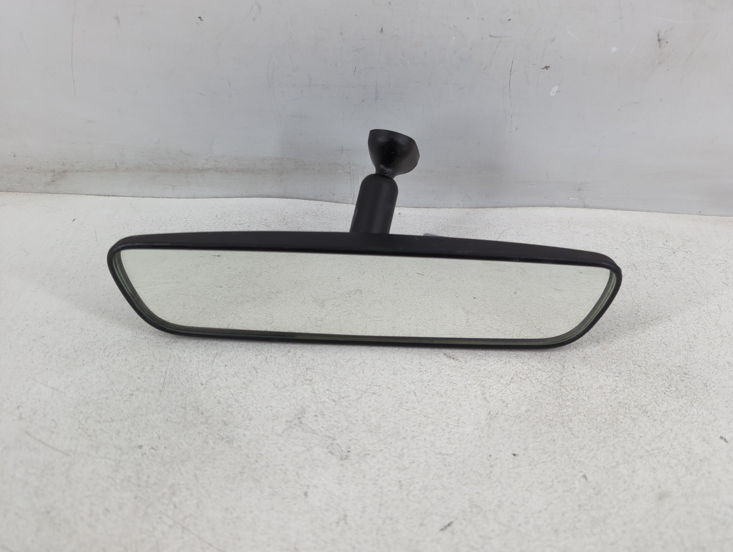 2021-2022 Hyundai Elantra Interior Rear View Mirror Replacement OEM P/N:E11048973 Fits Fits 2020 2021 2022 2023 OEM Used Aut