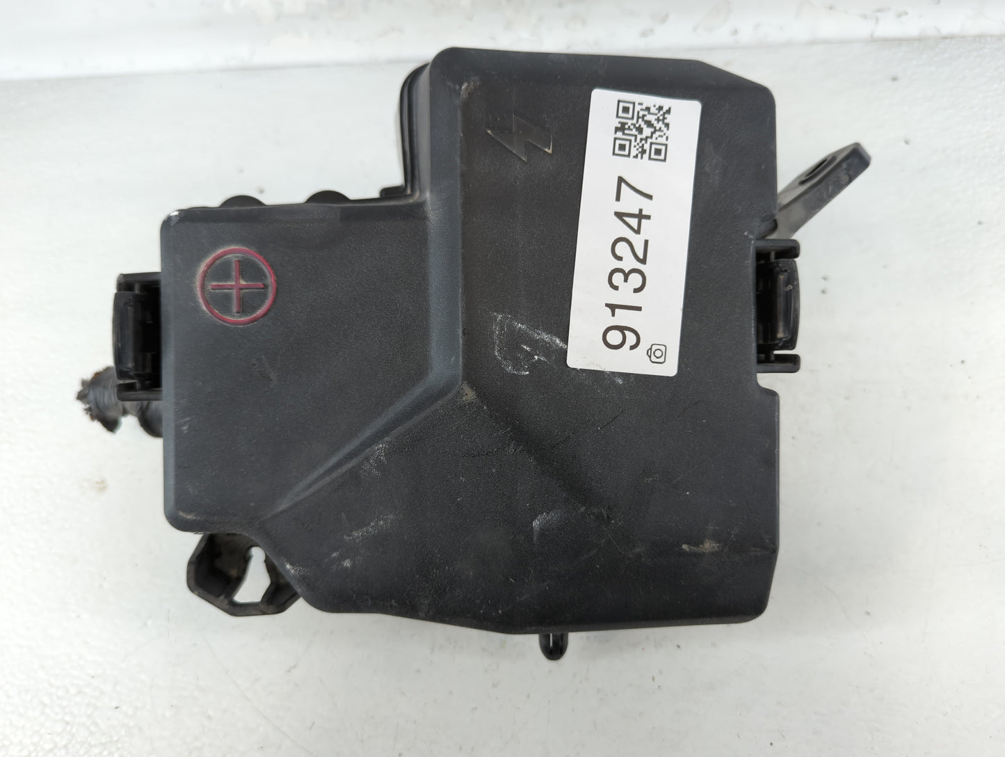 2021-2022 Hyundai Elantra Fusebox Fuse Box Panel Relay Module P/N:91200-BY050AA Fits Fits 2021 2022 OEM Used Auto Parts - Oe