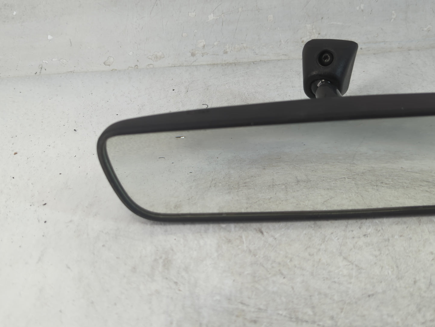 2021-2022 Hyundai Elantra Interior Rear View Mirror Replacement OEM P/N:E13049896 Fits Fits 2020 2021 2022 2023 OEM Used Aut