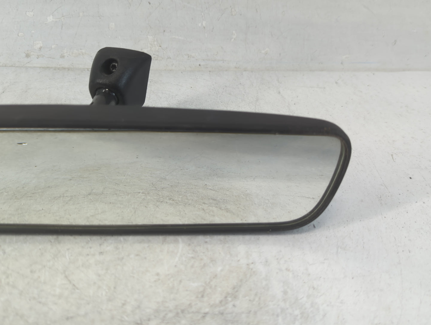 2021-2022 Hyundai Elantra Interior Rear View Mirror Replacement OEM P/N:E13049896 Fits Fits 2020 2021 2022 2023 OEM Used Aut