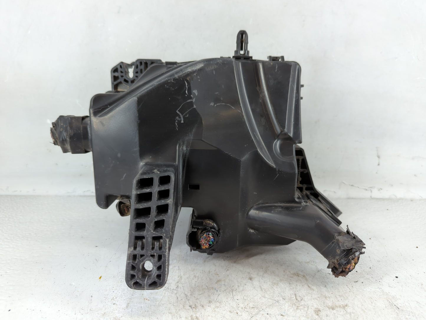 2021-2022 Hyundai Elantra Fusebox Fuse Box Panel Relay Module P/N:91956-AA020 Fits Fits 2021 2022 OEM Used Auto Parts - Oemu