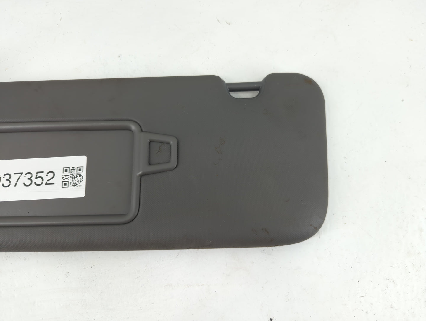 2021-2022 Hyundai Elantra Sun Visor Shade Replacement Driver Left Mirror Fits Fits 2021 2022 OEM Used Auto Parts - Oemusedau