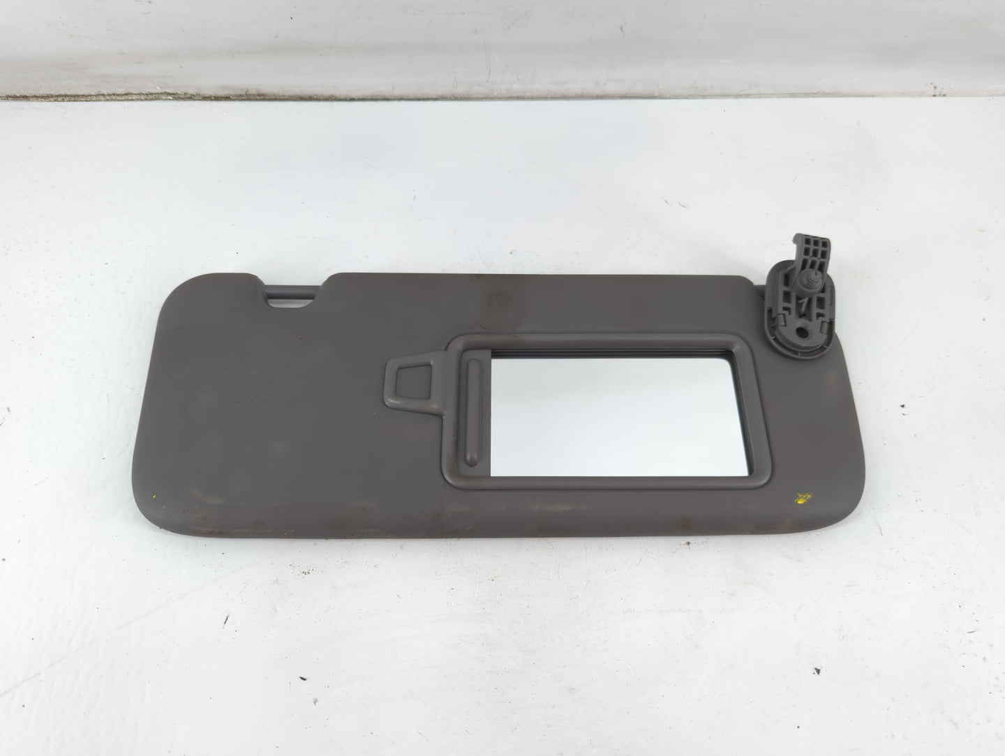 2021-2022 Hyundai Elantra Sun Visor Shade Replacement Passenger Right Mirror Fits Fits 2021 2022 OEM Used Auto Parts - Oemus