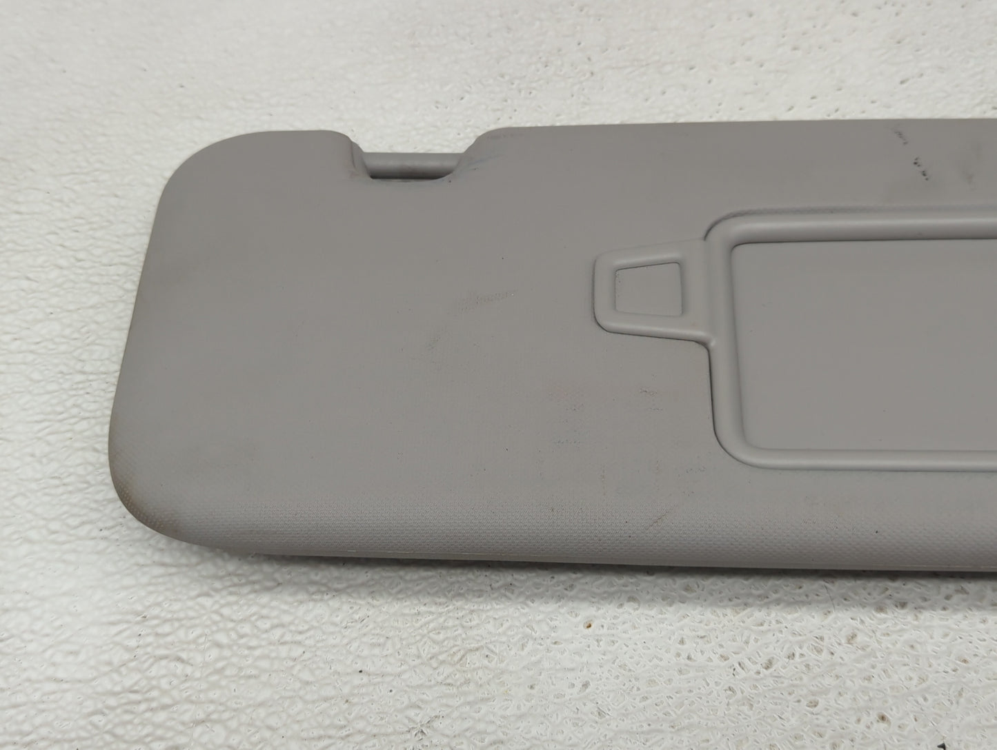 2017-2020 Hyundai Ioniq Sun Visor Shade Replacement Passenger Right Mirror Fits Fits 2017 2018 2019 2020 OEM Used Auto Parts