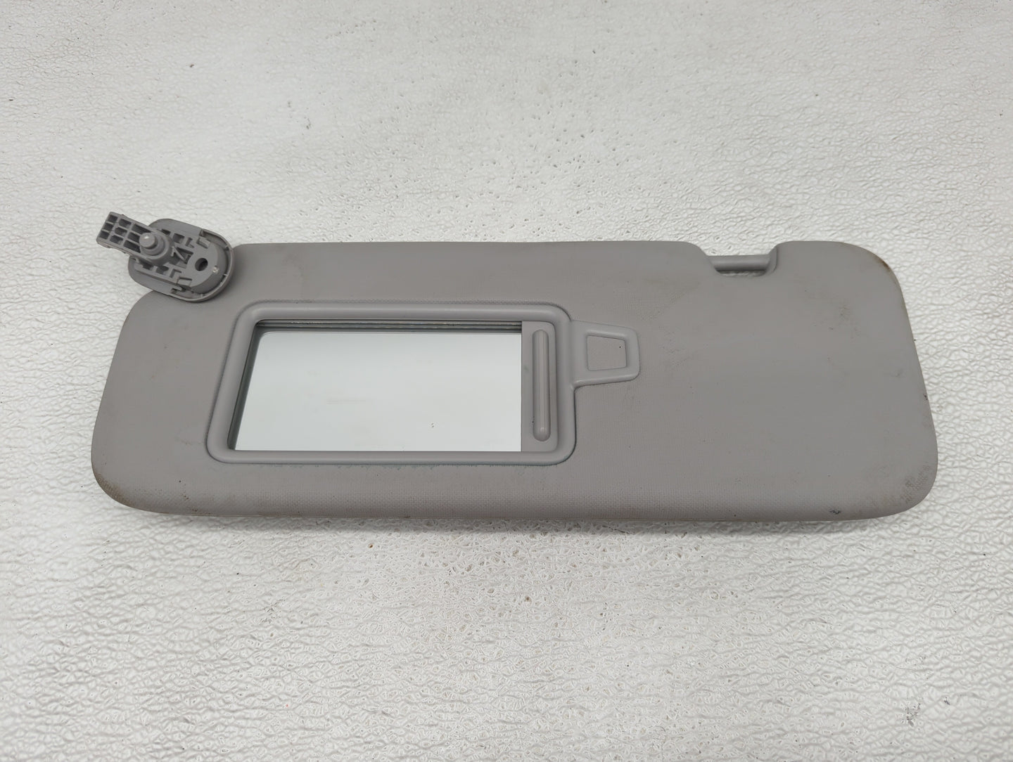 2017-2020 Hyundai Ioniq Sun Visor Shade Replacement Driver Left Mirror Fits Fits 2017 2018 2019 2020 OEM Used Auto Parts - O