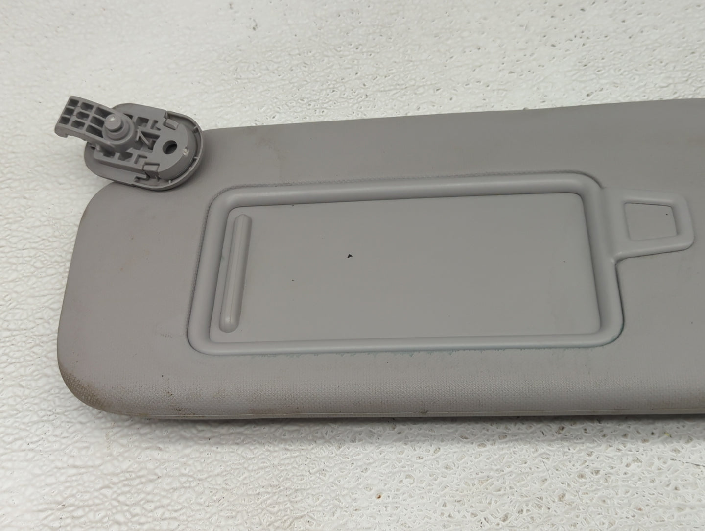 2017-2020 Hyundai Ioniq Sun Visor Shade Replacement Driver Left Mirror Fits Fits 2017 2018 2019 2020 OEM Used Auto Parts - O