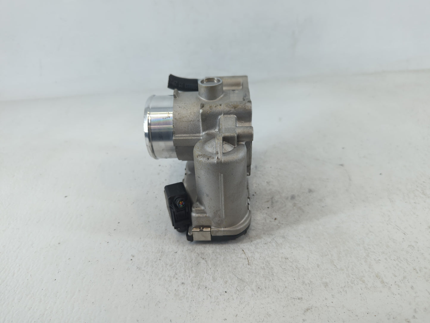 2017-2020 Hyundai Ioniq Throttle Body P/N:35100-03HA0 Fits Fits 2017 2018 2019 2020 2021 2022 OEM Used Auto Parts - Oemuseda