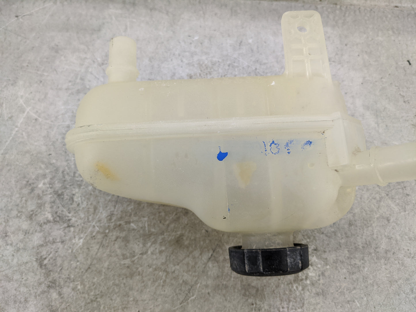 2021 Hyundai Ioniq5 Windshield Washer Fluid Reservoir Bottle Oem - Oemusedautoparts1.com