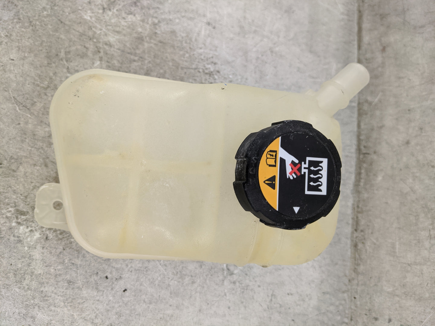2021 Hyundai Ioniq5 Windshield Washer Fluid Reservoir Bottle Oem - Oemusedautoparts1.com