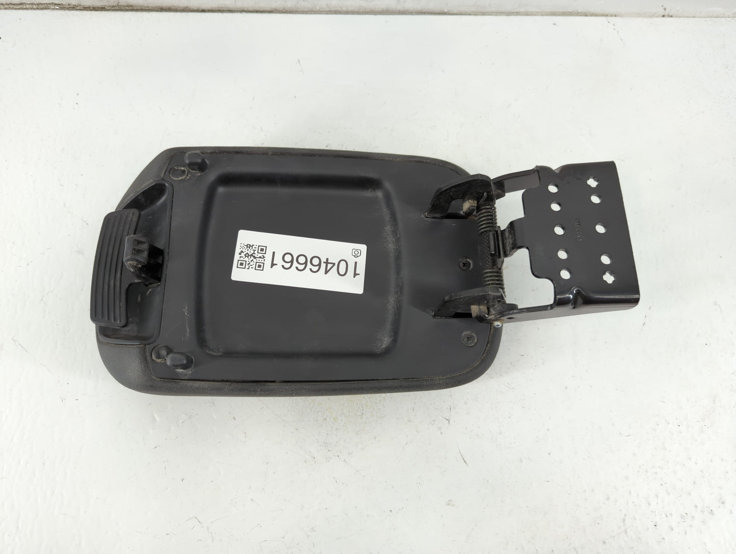 2018-2021 Hyundai Kona Center Console Armrest Cover Lid Fits Fits 2018 2019 2020 2021 OEM Used Auto Parts - Oemusedautoparts