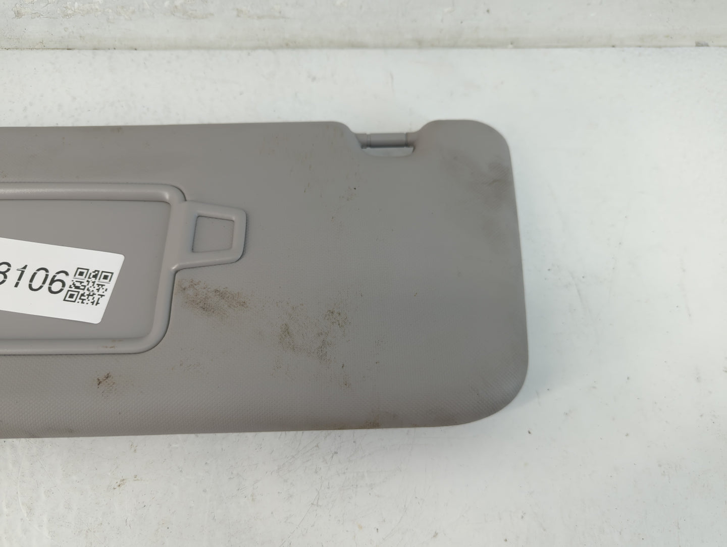 2018-2021 Hyundai Kona Sun Visor Shade Replacement Driver Left Mirror Fits Fits 2018 2019 2020 2021 OEM Used Auto Parts - Oe