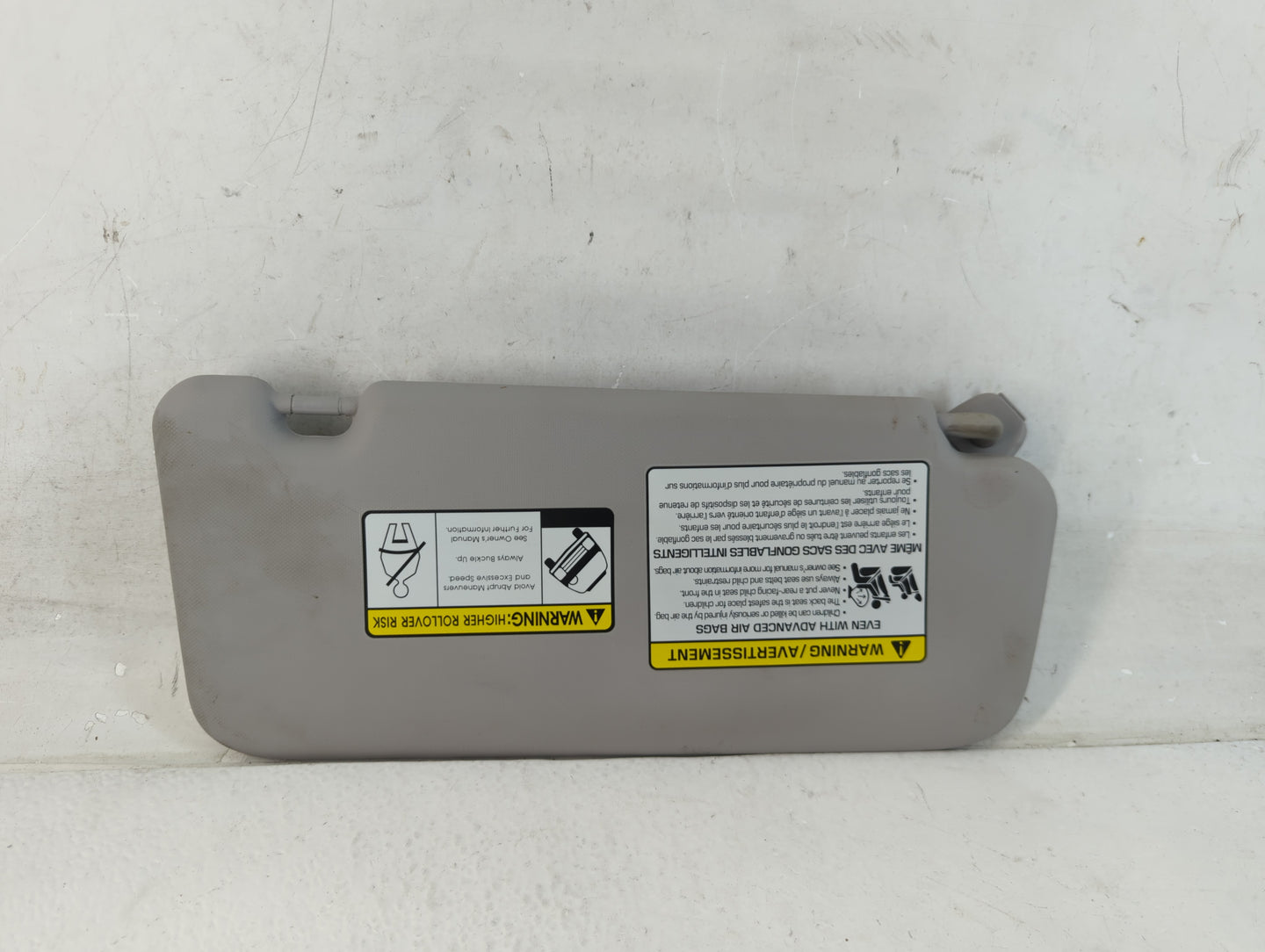 2018-2021 Hyundai Kona Sun Visor Shade Replacement Driver Left Mirror Fits Fits 2018 2019 2020 2021 OEM Used Auto Parts - Oe