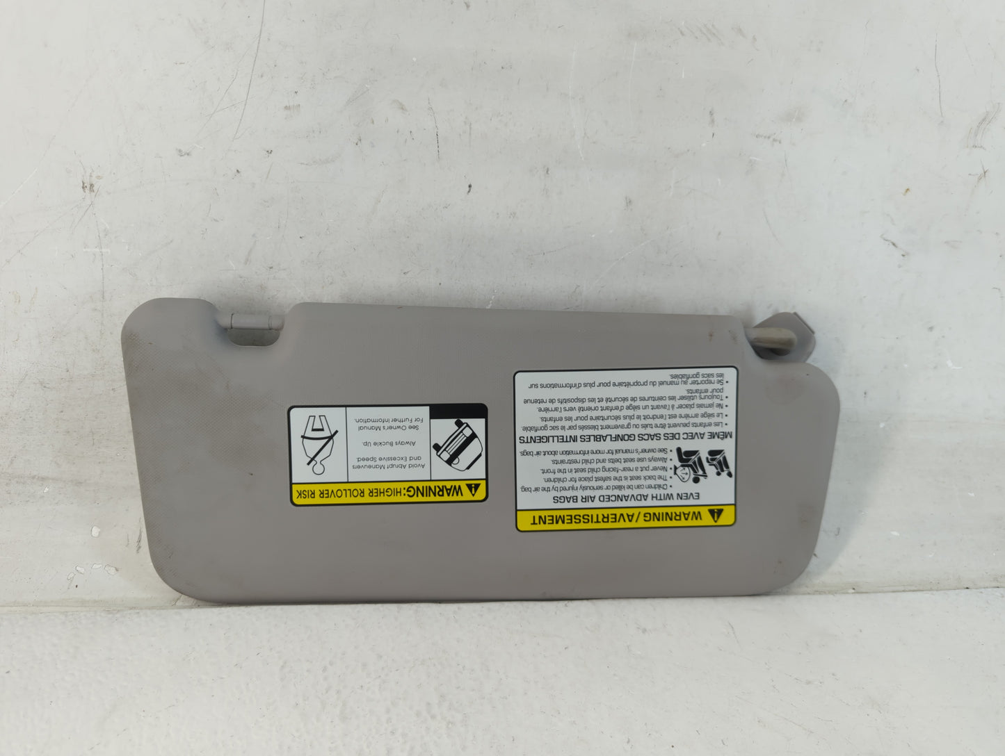 2018-2021 Hyundai Kona Sun Visor Shade Replacement Driver Left Mirror Fits Fits 2018 2019 2020 2021 OEM Used Auto Parts - Oe