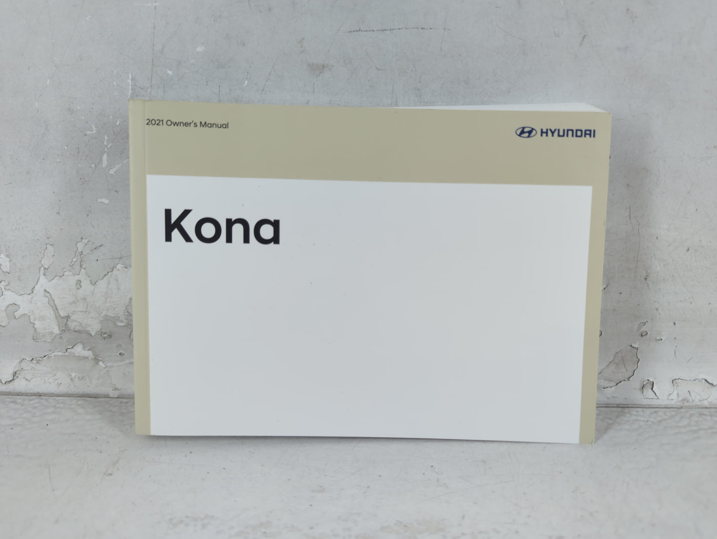 2021 Hyundai Kona Owners Manual Book Guide P/N:LJ9O-EU0OB OEM Used Auto Parts - Oemusedautoparts1.com
