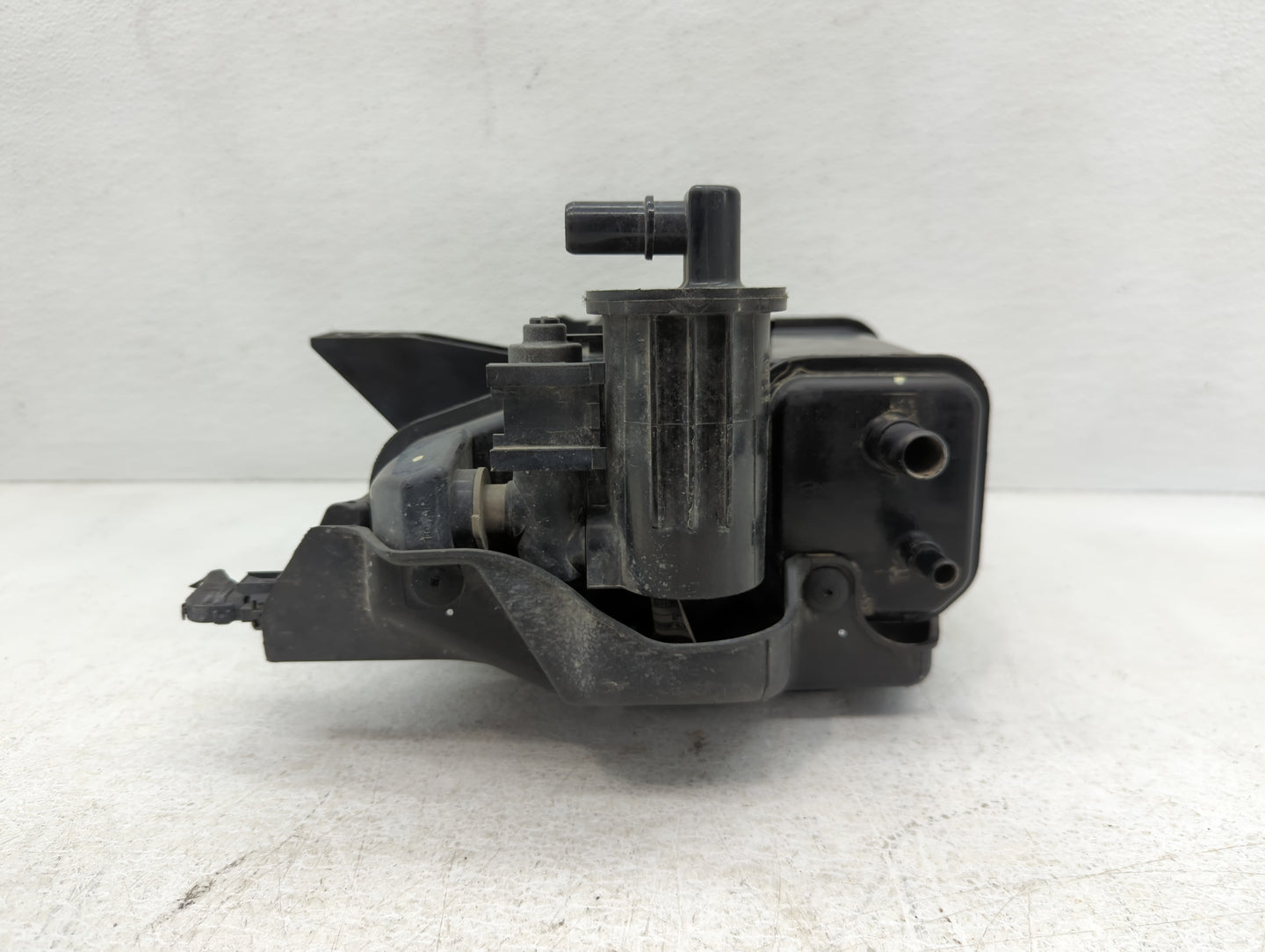 2021 Hyundai Kona Fuel Vapor Charcoal Canister 1082259 - Oemusedautoparts1.com