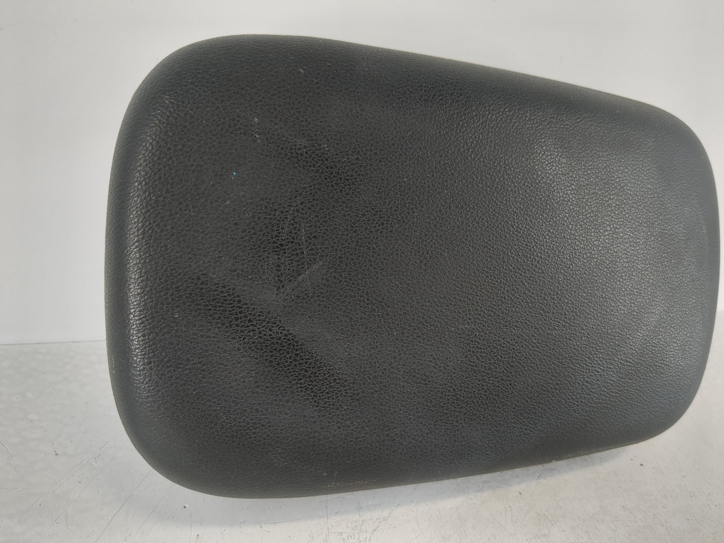 2018-2021 Hyundai Kona Center Console Armrest Cover Lid Fits Fits 2018 2019 2020 2021 OEM Used Auto Parts - Oemusedautoparts