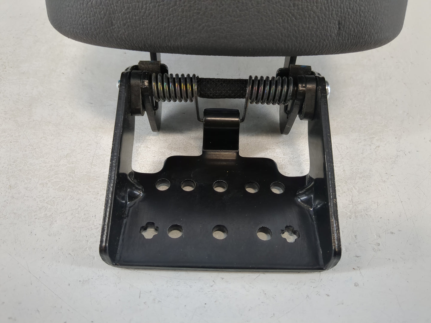 2018-2021 Hyundai Kona Center Console Armrest Cover Lid Fits Fits 2018 2019 2020 2021 OEM Used Auto Parts - Oemusedautoparts