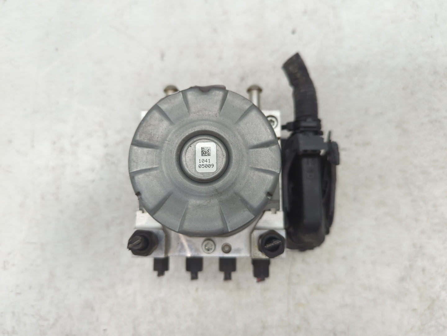 2018-2021 Hyundai Kona ABS Pump Control Module Replacement P/N:58900-J9100 Fits Fits 2018 2019 2020 2021 OEM Used Auto Parts