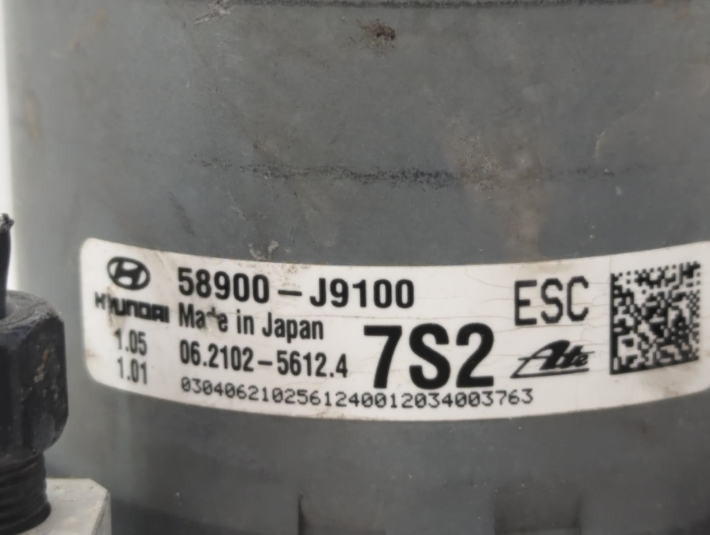 2018-2021 Hyundai Kona ABS Pump Control Module Replacement P/N:58900-J9100 Fits Fits 2018 2019 2020 2021 OEM Used Auto Parts