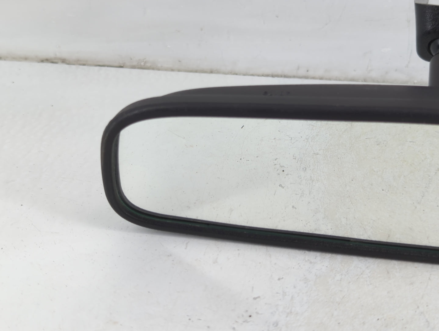 2018-2021 Hyundai Kona Interior Rear View Mirror Replacement OEM P/N:E13049848 Fits OEM Used Auto Parts - Oemusedautoparts1.