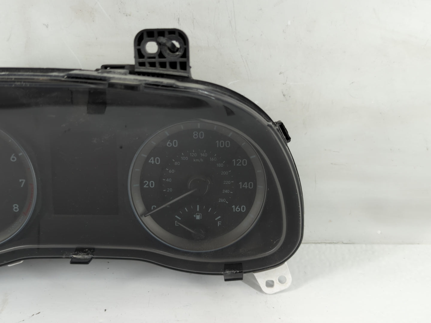 2020-2021 Hyundai Kona Instrument Cluster Speedometer Gauges P/N:94011J9460 Fits Fits 2020 2021 OEM Used Auto Parts - Oemuse