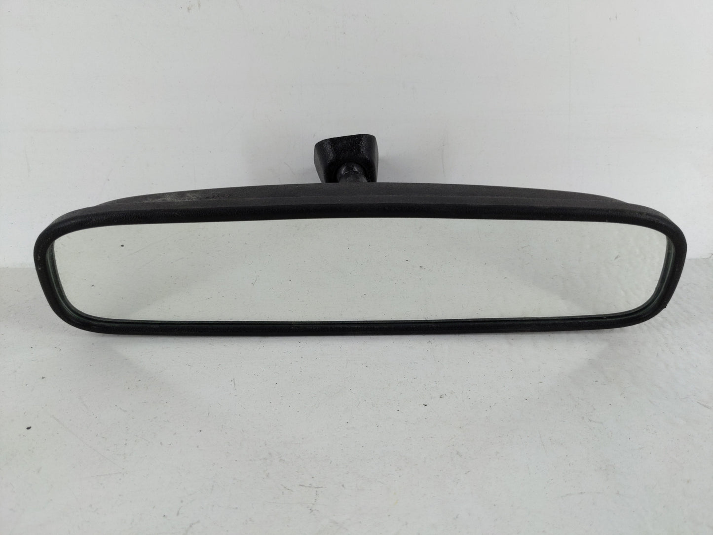2018-2022 Hyundai Kona Interior Rear View Mirror Replacement OEM P/N:E8049848 Fits Fits 2018 2019 2020 2021 2022 OEM Used Au