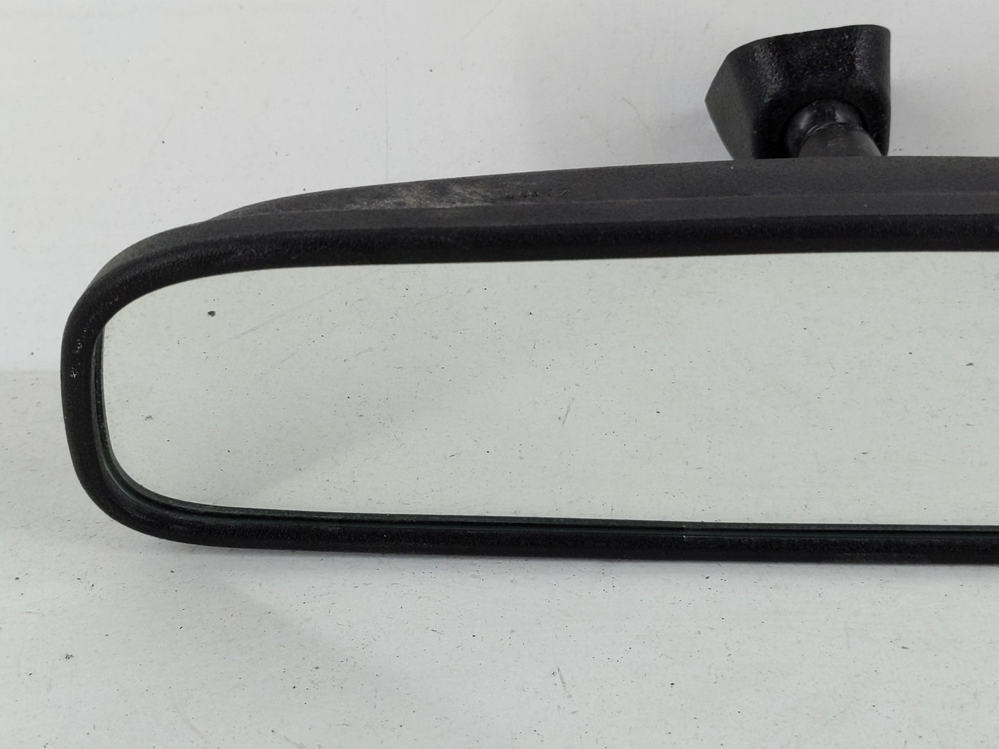 2018-2022 Hyundai Kona Interior Rear View Mirror Replacement OEM P/N:E8049848 Fits Fits 2018 2019 2020 2021 2022 OEM Used Au
