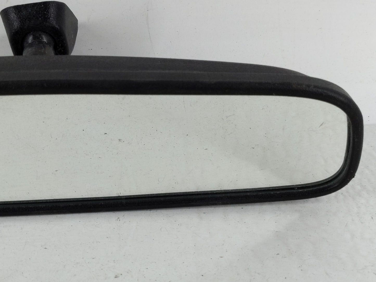 2018-2022 Hyundai Kona Interior Rear View Mirror Replacement OEM P/N:E8049848 Fits Fits 2018 2019 2020 2021 2022 OEM Used Au