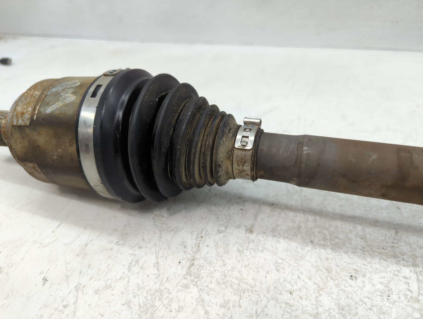2018-2021 Hyundai Kona Axle Shaft Front Driver Cv C/v - Oemusedautoparts1.com