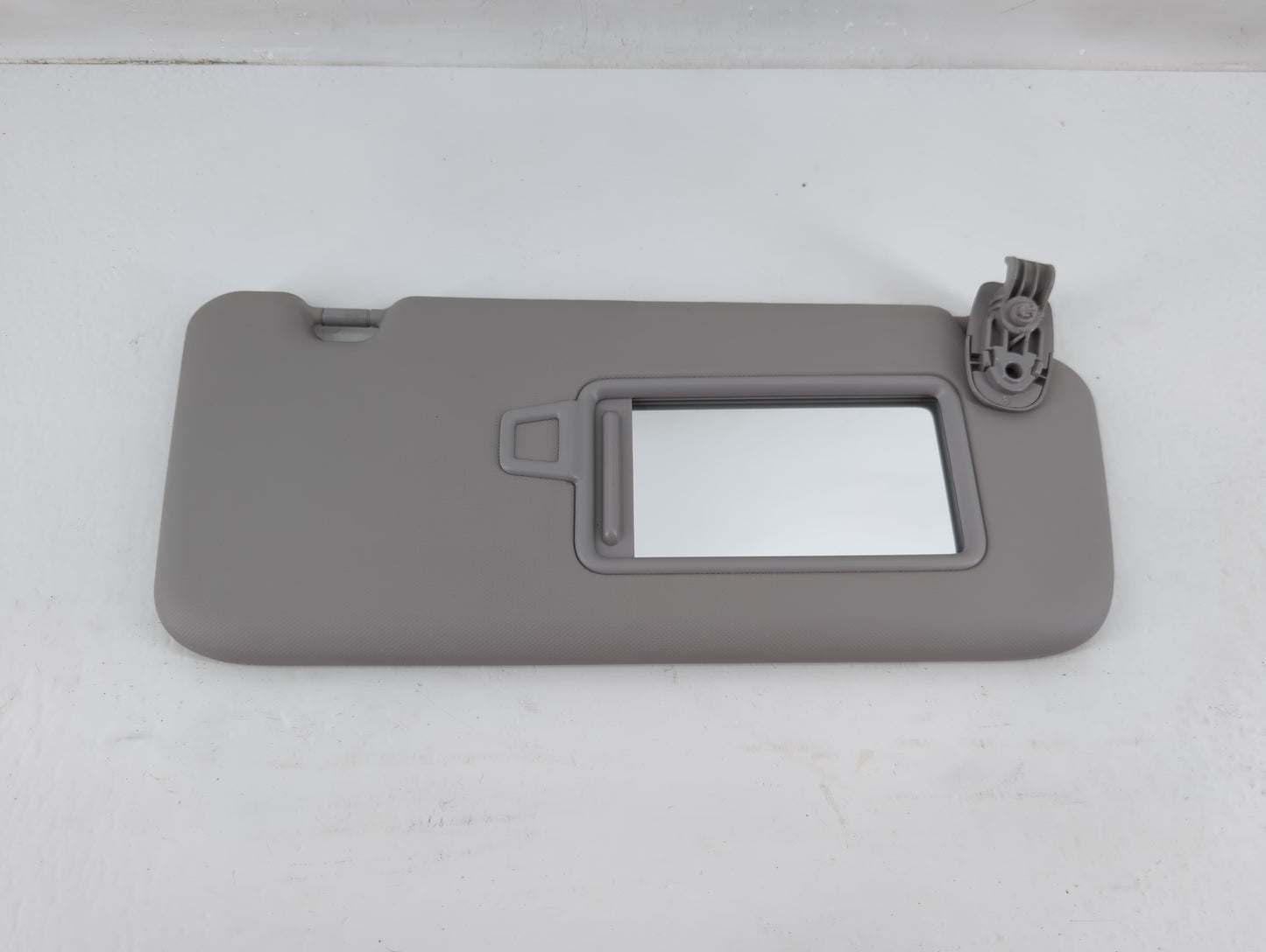 2018-2021 Hyundai Kona Sun Visor Shade Replacement Passenger Right Mirror Fits Fits 2018 2019 2020 2021 OEM Used Auto Parts 