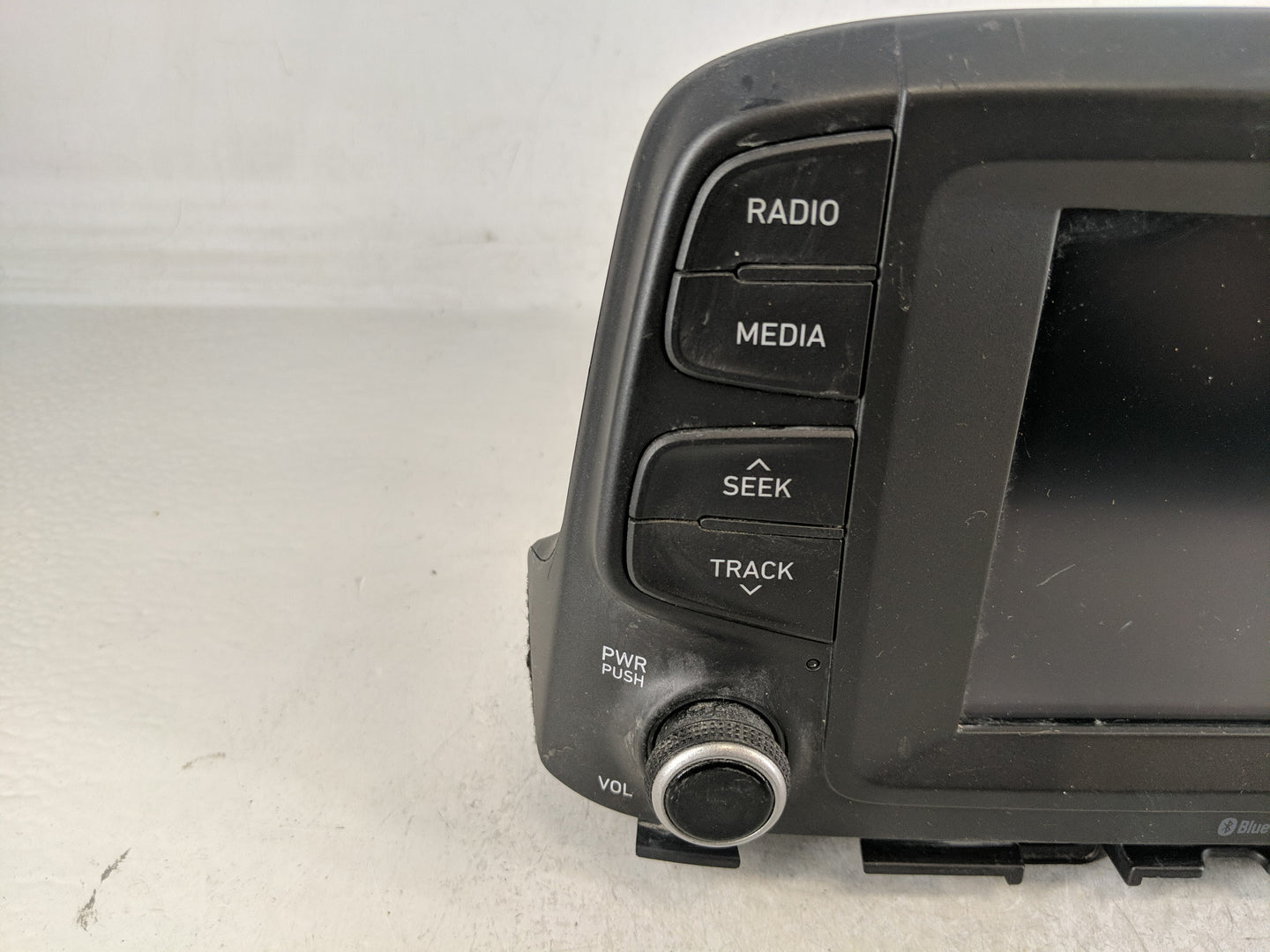 2018-2021 Hyundai Kona Radio AM FM Cd Player Receiver Replacement P/N:96160-J9110TMT Fits Fits 2018 2019 2020 2021 OEM Used 