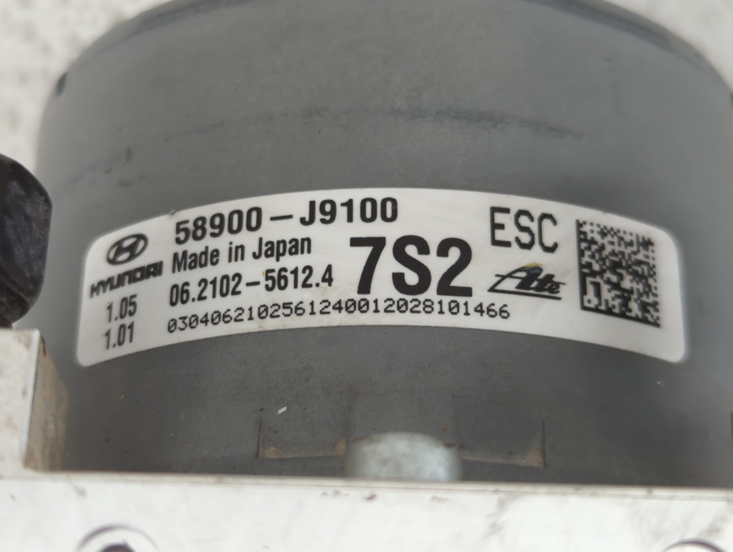 2018-2021 Hyundai Kona ABS Pump Control Module Replacement P/N:58900-J9100 Fits Fits 2018 2019 2020 2021 OEM Used Auto Parts