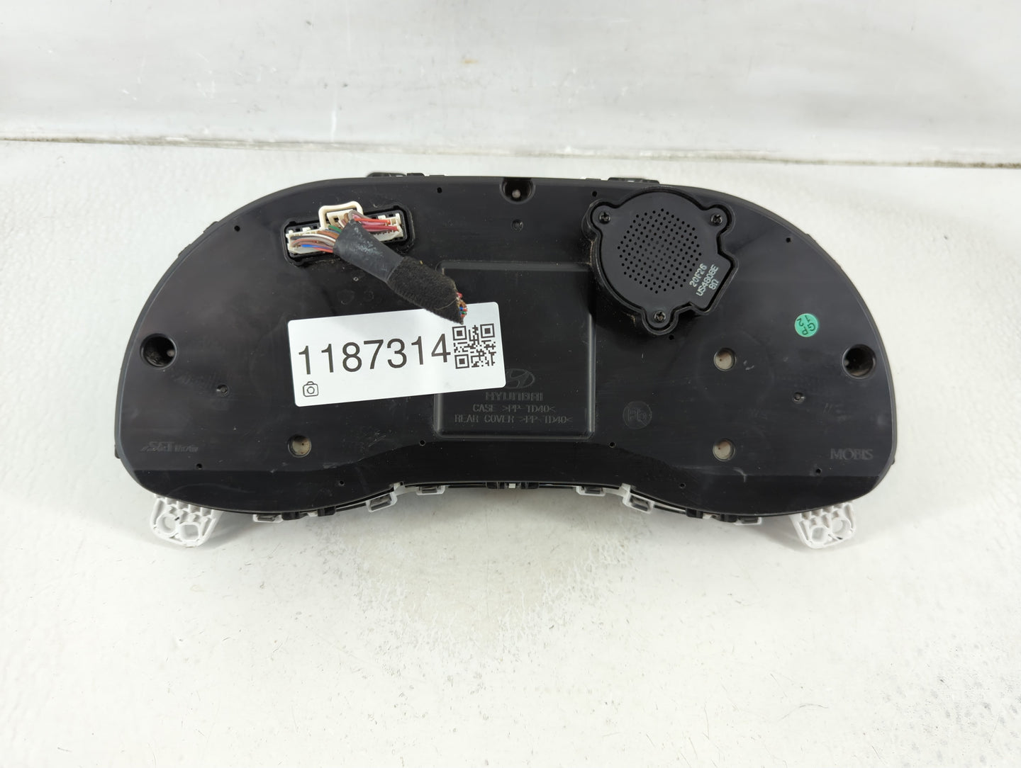 2019-2021 Hyundai Kona Instrument Cluster Speedometer Gauges Fits Fits 2019 2020 2021 OEM Used Auto Parts - Oemusedautoparts