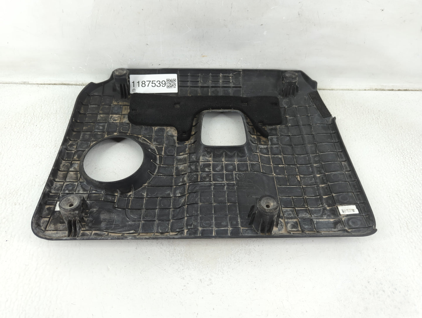 2021 Hyundai Kona Engine Cover - Oemusedautoparts1.com