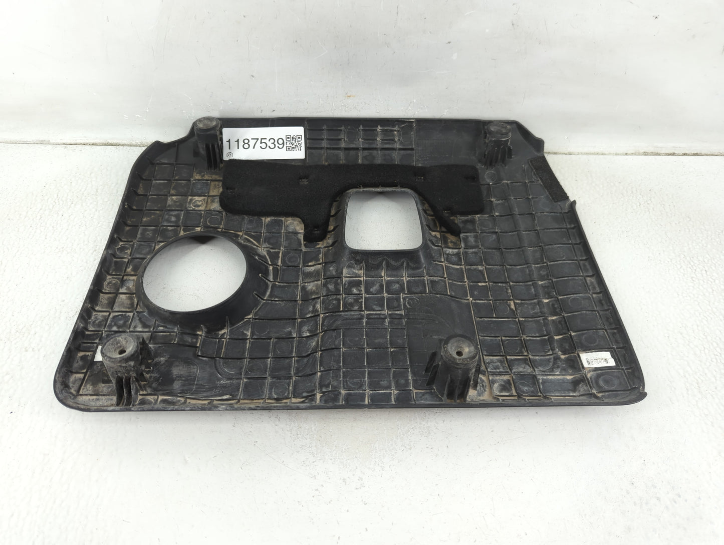 2021 Hyundai Kona Engine Cover - Oemusedautoparts1.com